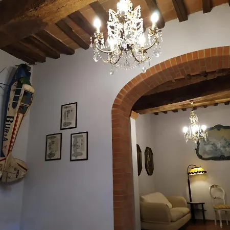 Semesterbostad Borgo Antico *